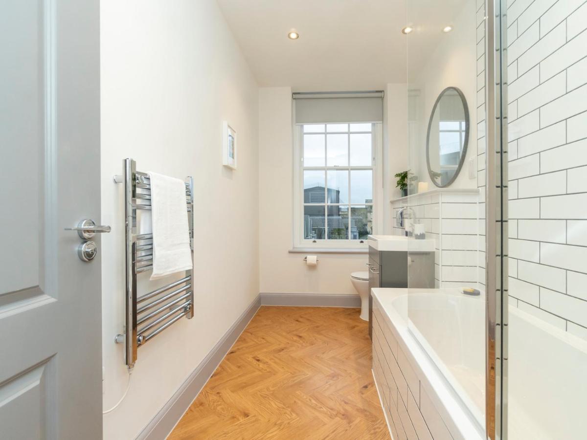 Pass The Keys Stunning 2 Bed Retreat In The Heart Of Bath Apartment Exterior foto