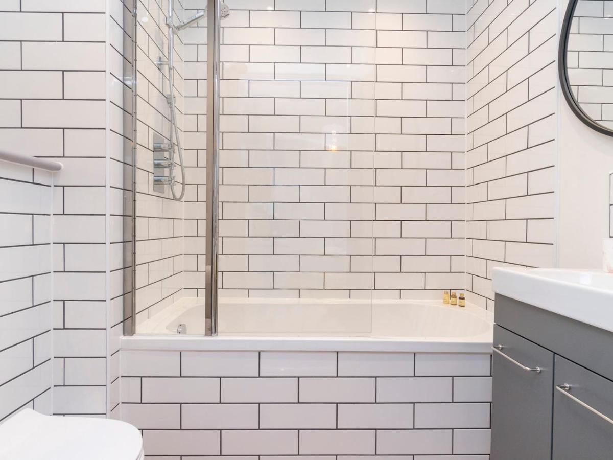 Pass The Keys Stunning 2 Bed Retreat In The Heart Of Bath Apartment Exterior foto